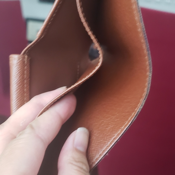 Louis Vuitton Monogram Marco Bifold Wallet - Picture 14 of 17